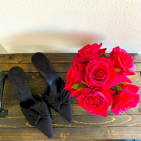 Loft Satin Knife Kitten Heel Mule (size 6M).🌹 - Picture 4 of 13